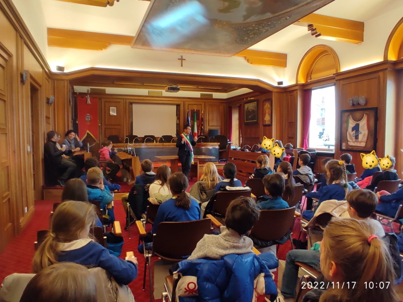 i bambini della Scuola di Cortina incontrano il Sindaco